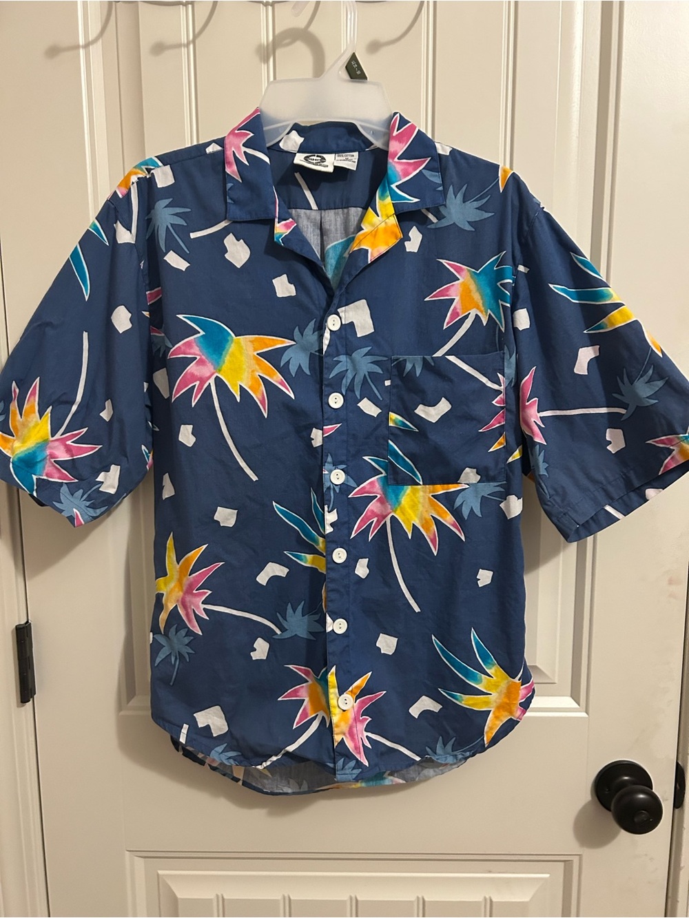 Men's Navy Tropical Print Short Sleeve Button-Down Shirt